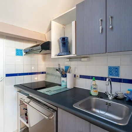 Apartment 6 Personnes A Avec Parking, Balcon Et Local A Velos - Fr-1-50-126 Mimizan