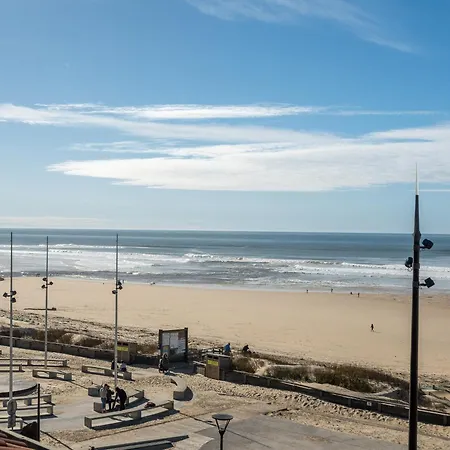 6 Personnes A Avec Parking, Balcon Et Local A Velos - Fr-1-50-126 *